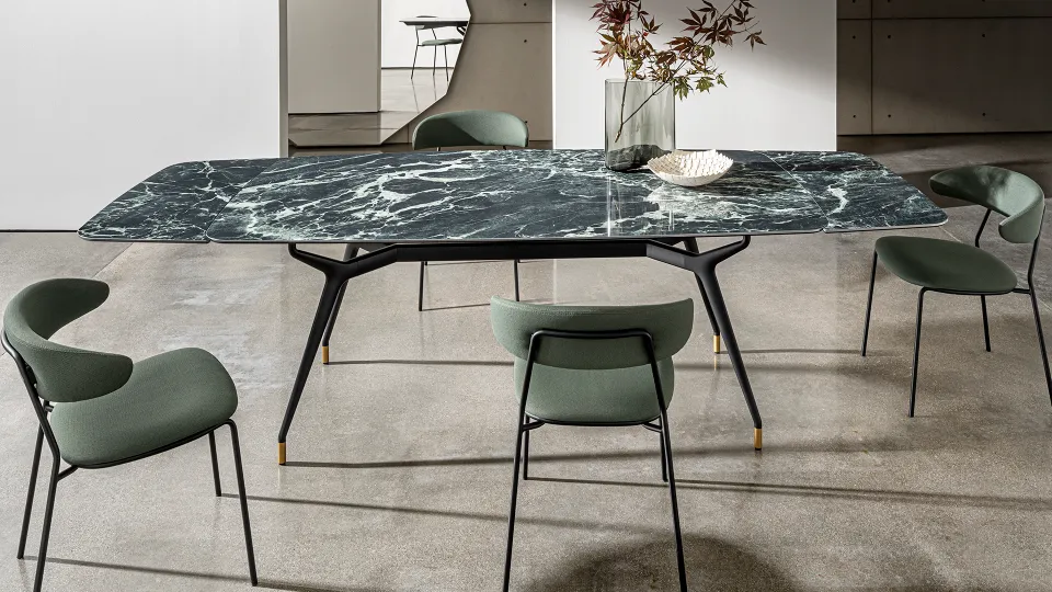 שולחן אוכל נפתח Arkos Shaped Extensible של Sovet עם בסיס אלומיניום