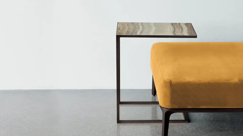 שולחן צד לספה Quadro Sofa של Sovet