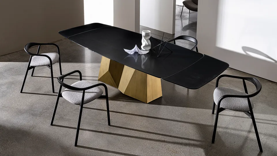 שולחן אוכל נפתח Grandeod Shaped Extensible של Sovet על בסיס מרכזי פיסולי