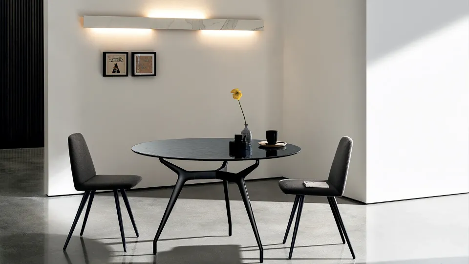 מנורת קיר לינארית Traled wall של Sovet בחזית קרמיקה