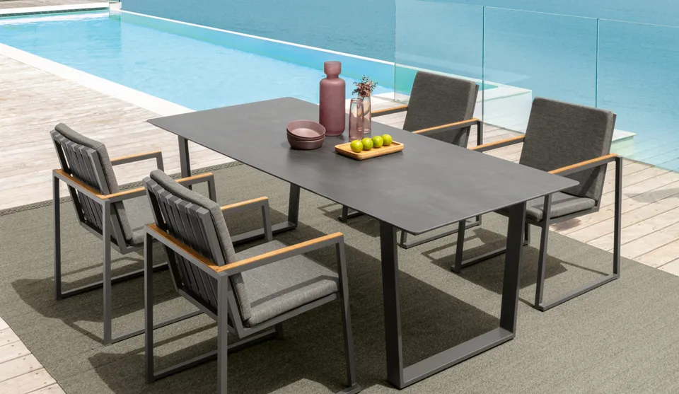 שולחן אוכל Alabama//Alu 220×100 של Talenti, מבנה אלומיניום ומשטח בטון