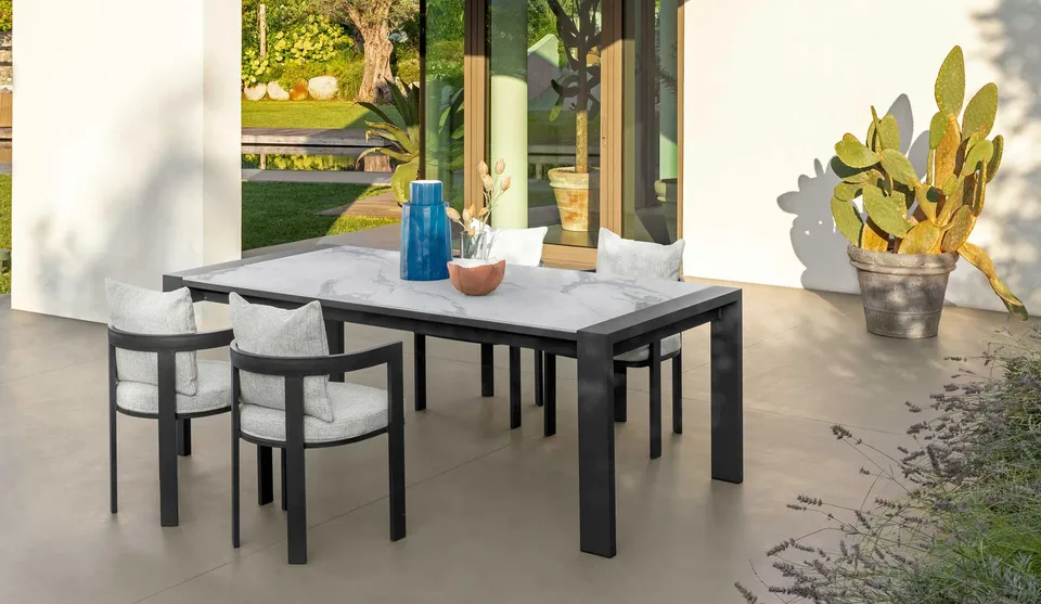שולחן אוכל Argo//Alu 220×100 של Talenti, מבנה אלומיניום ומשטח פורצלן