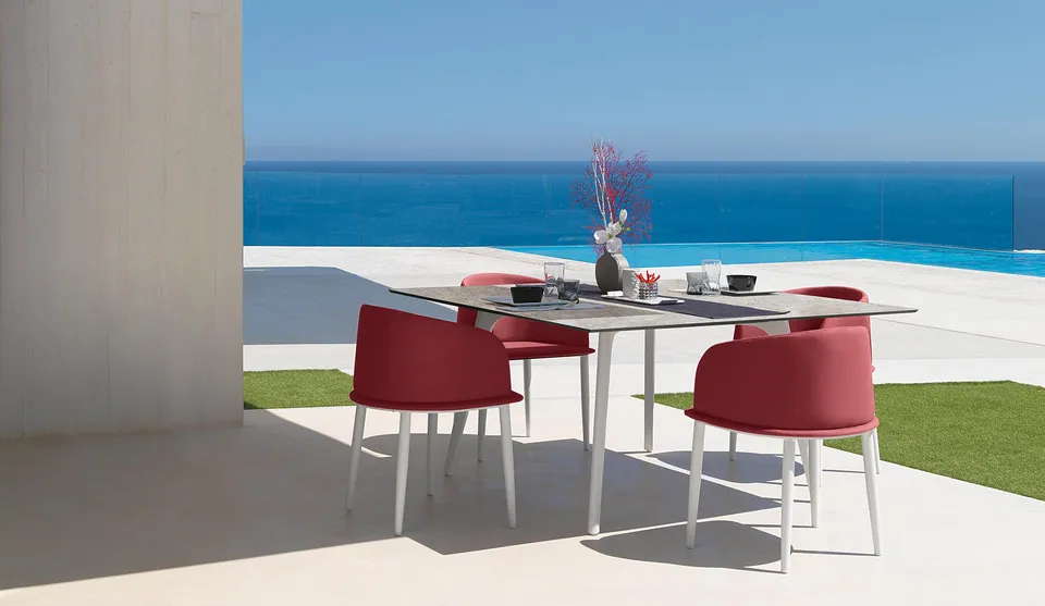 שולחן אוכל מרובע CleoSoft//Alu 150×150 של Talenti במסגרת אלומיניום