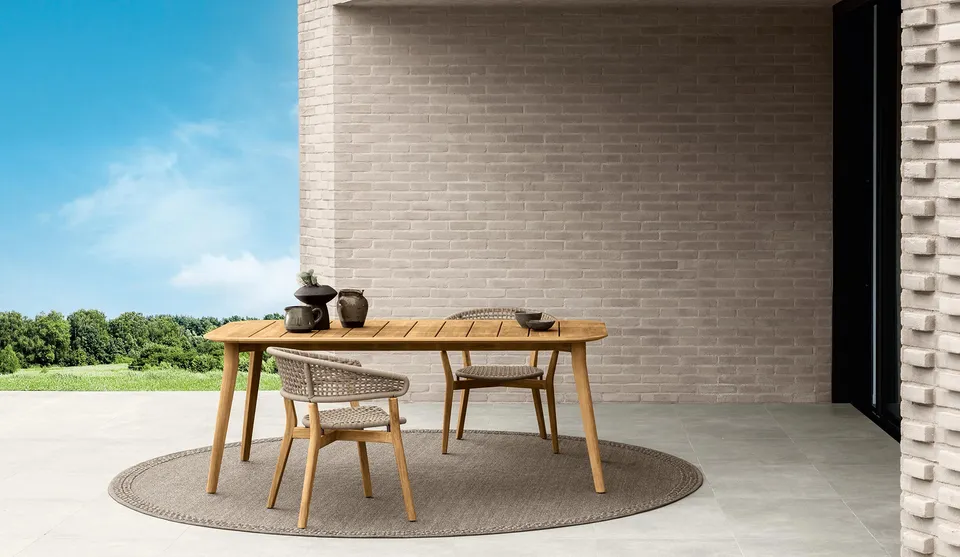 שולחן אוכל גדול Moon//Teak 260×110 של Talenti מעץ טיק